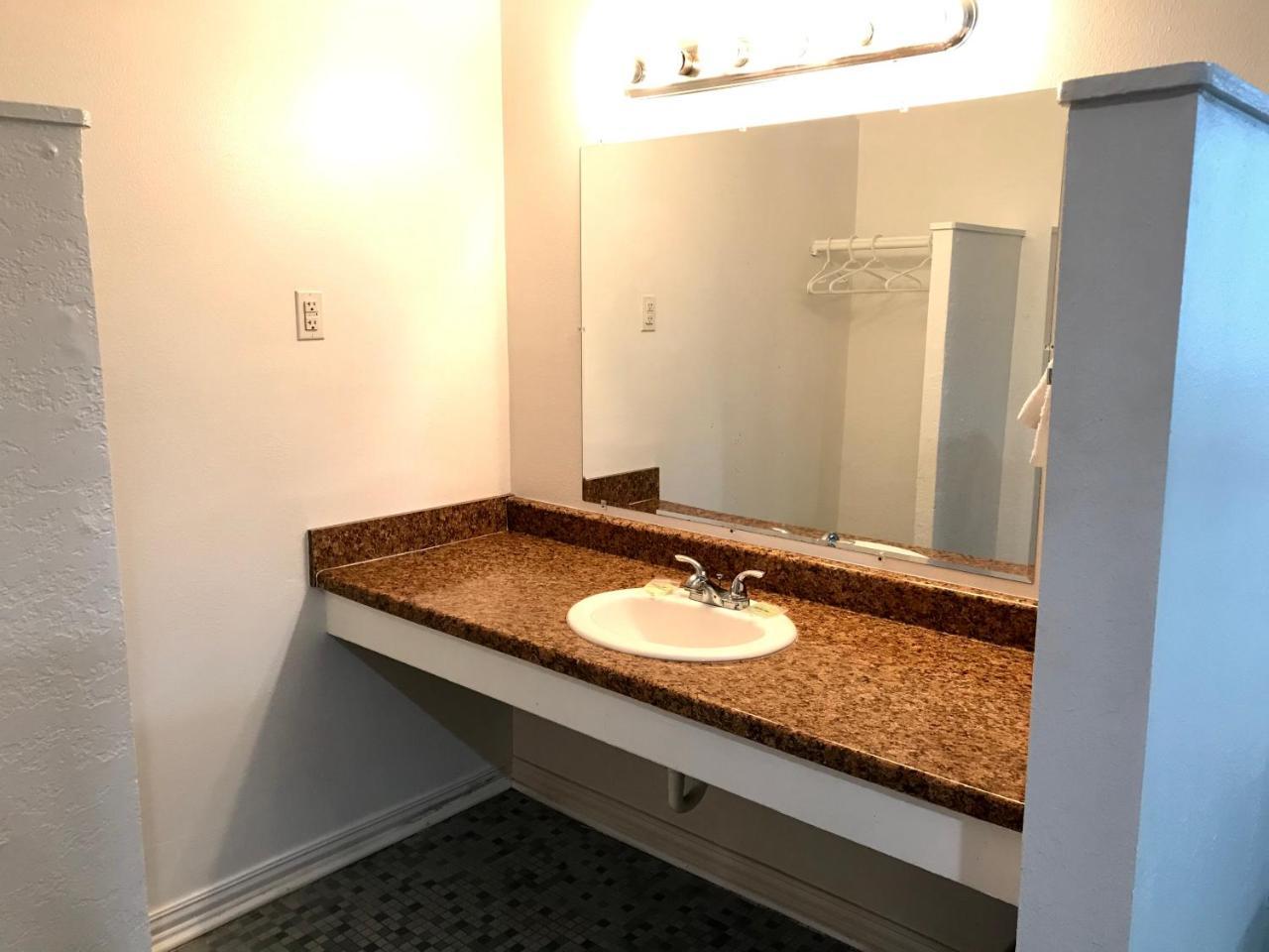 Gulfway Motel And Restaurant Gilchrist Екстериор снимка